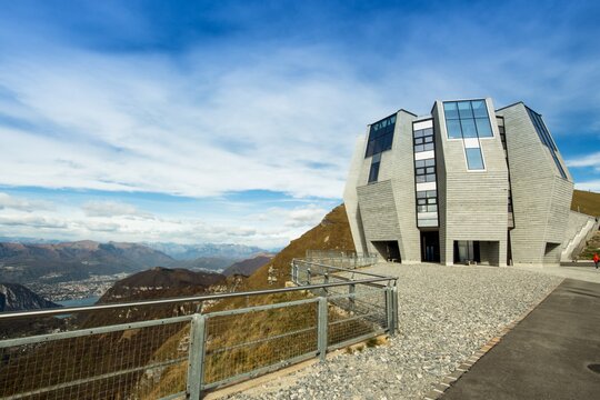 Monte Generoso - Eine Blume auf den Bergen